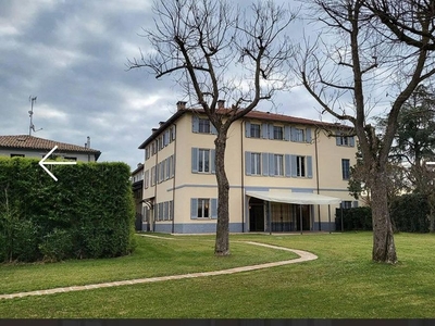 Esclusiva villa di 300 mq in affitto Collecchio, Emilia-Romagna