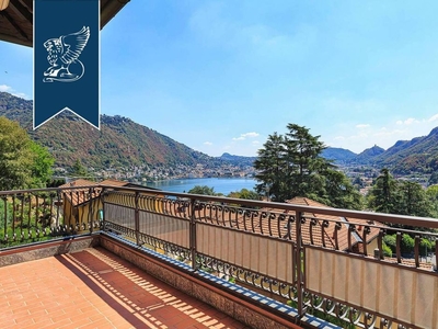 Prestigiosa villa in vendita Como, Lombardia