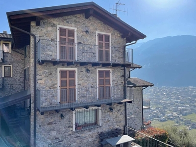 Prestigiosa villa in vendita Frazione Santa Croce, Civo, Lombardia