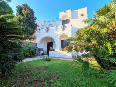 Prestigiosa villa in vendita La Siesta, Terracina, Lazio