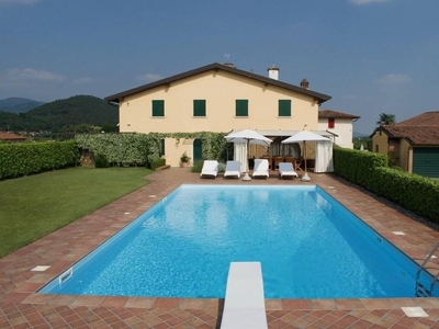 Prestigiosa villa in vendita Passirano, Italia