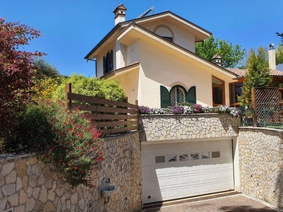 Prestigiosa villa in vendita Via 24 Maggio, Grottaferrata, Roma, Lazio