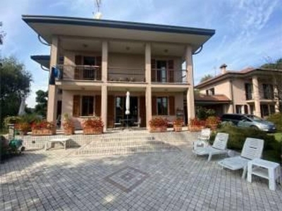 Prestigiosa villa in vendita Via Angera, Sesto Calende, Varese, Lombardia