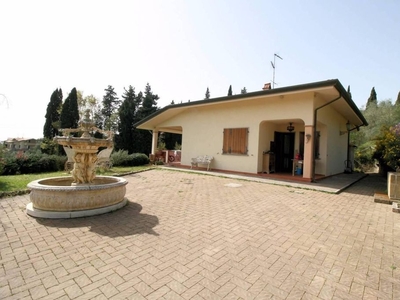 Villa di 195 mq in vendita Massarosa, Italia