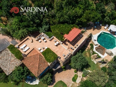 Prestigiosa villa in vendita Via del golf, Arzachena, Sardegna