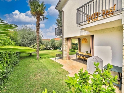 Prestigiosa villa in vendita Via Oliveto, Bardolino, Veneto
