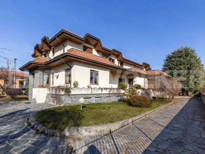 Prestigiosa villa in vendita Via Risorgimento, 18, Borgomanero, Novara, Piemonte