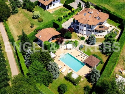Prestigiosa villa in vendita Via Santa Barbara, Predaia - Campodenno, Provincia di Trento, Trentino - Alto Adige