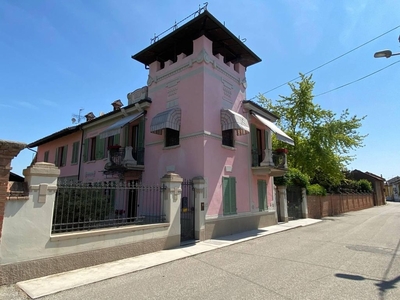 Prestigiosa villa in vendita Via Tanaro, 30, Govone, Cuneo, Piemonte