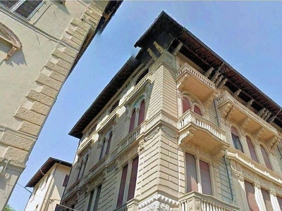 Prestigioso appartamento di 200 m² in vendita Lucca, Toscana