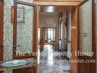 Prestigioso appartamento di 259 m² in vendita Venezia, Veneto