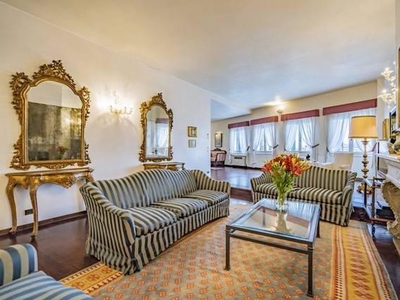 Prestigioso appartamento di 280 m² in vendita Venezia, Italia