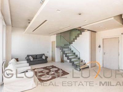 Prestigioso appartamento di 477 m² in vendita Milano, Lombardia