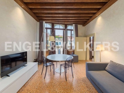 Prestigioso appartamento in vendita Campo Santa Margherita, Venezia, Veneto