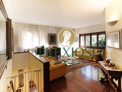 Prestigioso appartamento in vendita Verona, Veneto