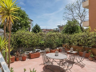 Prestigioso appartamento in vendita Via Tommaso Salvini, Roma, Lazio