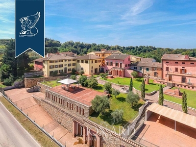 Prestigioso complesso residenziale in vendita Pistoia, Italia