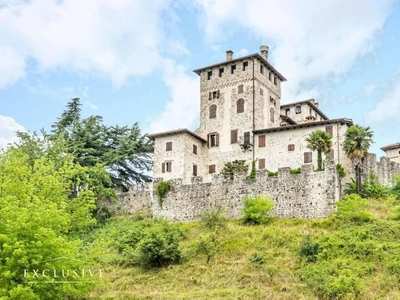 Prestigioso complesso residenziale in vendita Via Cassimberg 10, Cassacco, Udine, Friuli Venezia Giulia