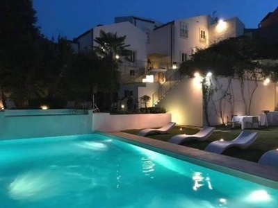 Prestigioso complesso residenziale in vendita Via Ecce Homo, Ragusa, Sicilia