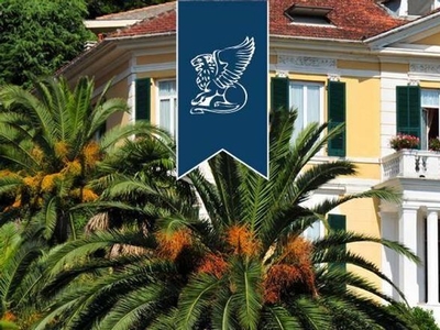 Prestigioso hotel di 853 mq in vendita Rapallo, Italia