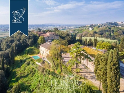 Villa di 2000 mq in vendita Santa Maria a Monte, Toscana