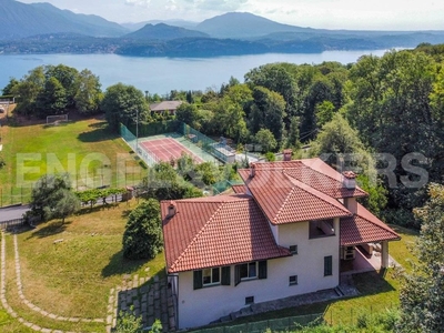 Villa di 276 mq in vendita Via Santa Caterina, 20, Stresa, Piemonte