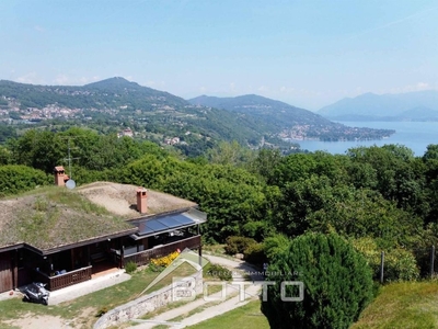Villa di 280 mq in vendita Via Ghevio Dagnente 46, Meina, Novara, Piemonte