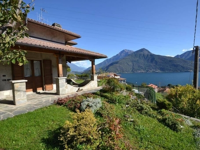 Villa di 319 mq in vendita Via Falco della Rupe, Musso, Lombardia