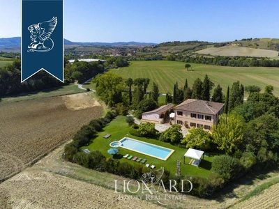 Villa di 750 mq in vendita Montalcino, Italia
