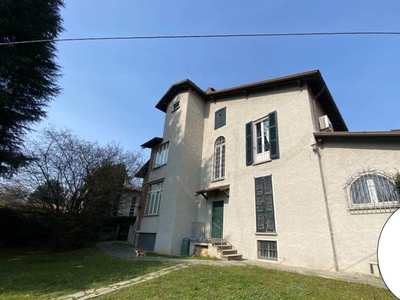 Villa in vendita a Carate Brianza Monza Brianza