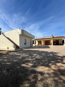 Villa in vendita a Carovigno Brindisi