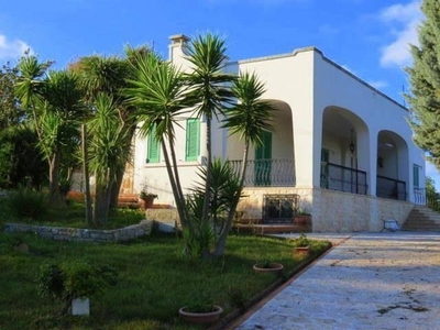 Villa in vendita Corso Messapia, Locorotondo, Bari, Puglia