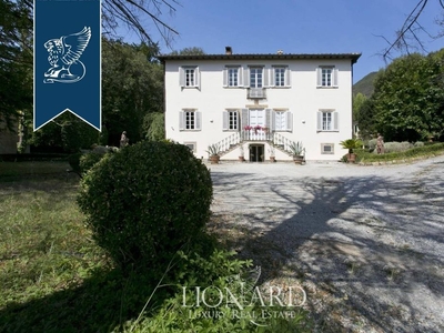 Villa in vendita Lucca, Toscana