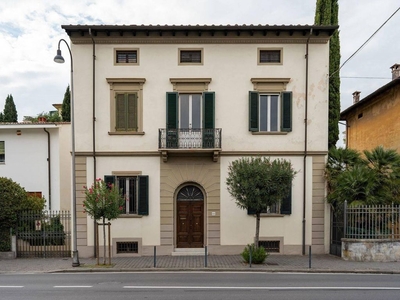 Villa in vendita Pisa, Italia