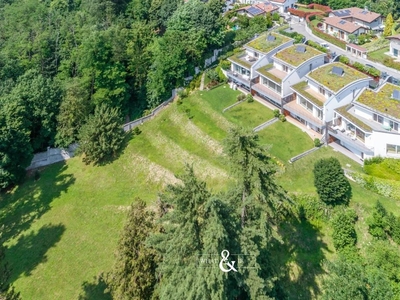 Villa in vendita Via Achille Locatelli, Seregno, Lombardia