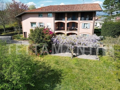 Villa in vendita Via Adige, Cantù, Como, Lombardia