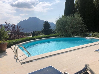 Villa in vendita Via Montalbano, Lecco, Lombardia