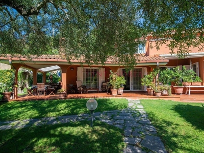 Villa in vendita Via Tiberina, Riano, Roma, Lazio
