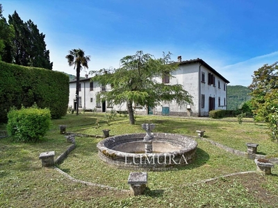 Villa in vendita Via Val di Lima, Bagni di Lucca, Toscana