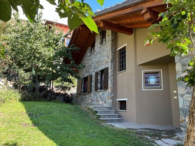 Villa in vendita Villaggio Ronchet di Sotto, 3, Quart, Aosta, Valle d’Aosta