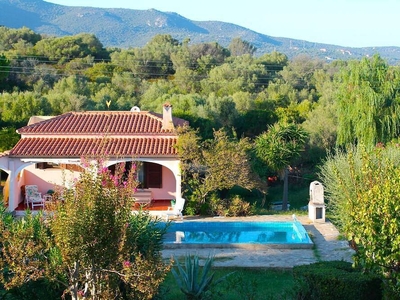 Villa Rosa sur la Costa Smeralda avec piscine à usage exclusif en pleine nature