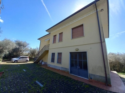 Casa Indipendente in vendita a Capannori