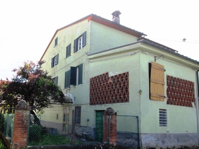 Villa a Schiera in vendita a Lucca via dei Capannoresi, 640