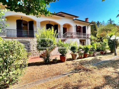 Villa in vendita a Capannori via di Sottomonte ,