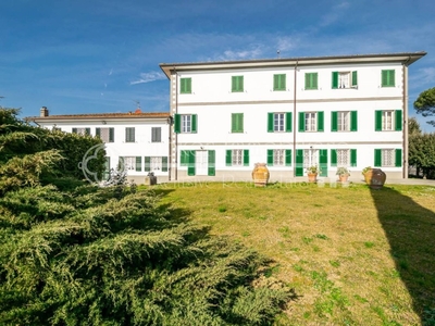 Villa in vendita a Capannori via Villa Faggioni