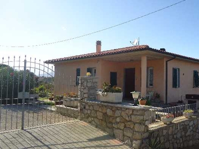 villa indipendente in vendita a Capoliveri