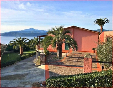 villa indipendente in vendita a Capoliveri