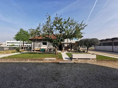 Villa singola in vendita a Casaleone, Casaleone, VR