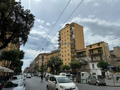 Abbigliamento in vendita a Napoli