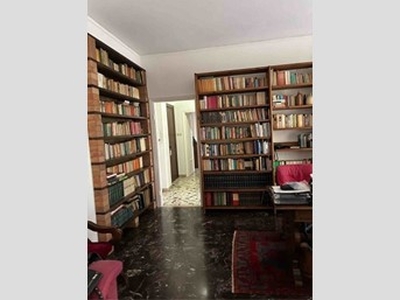Appartamento in Affitto a Verona, 390'000€, 130 m²